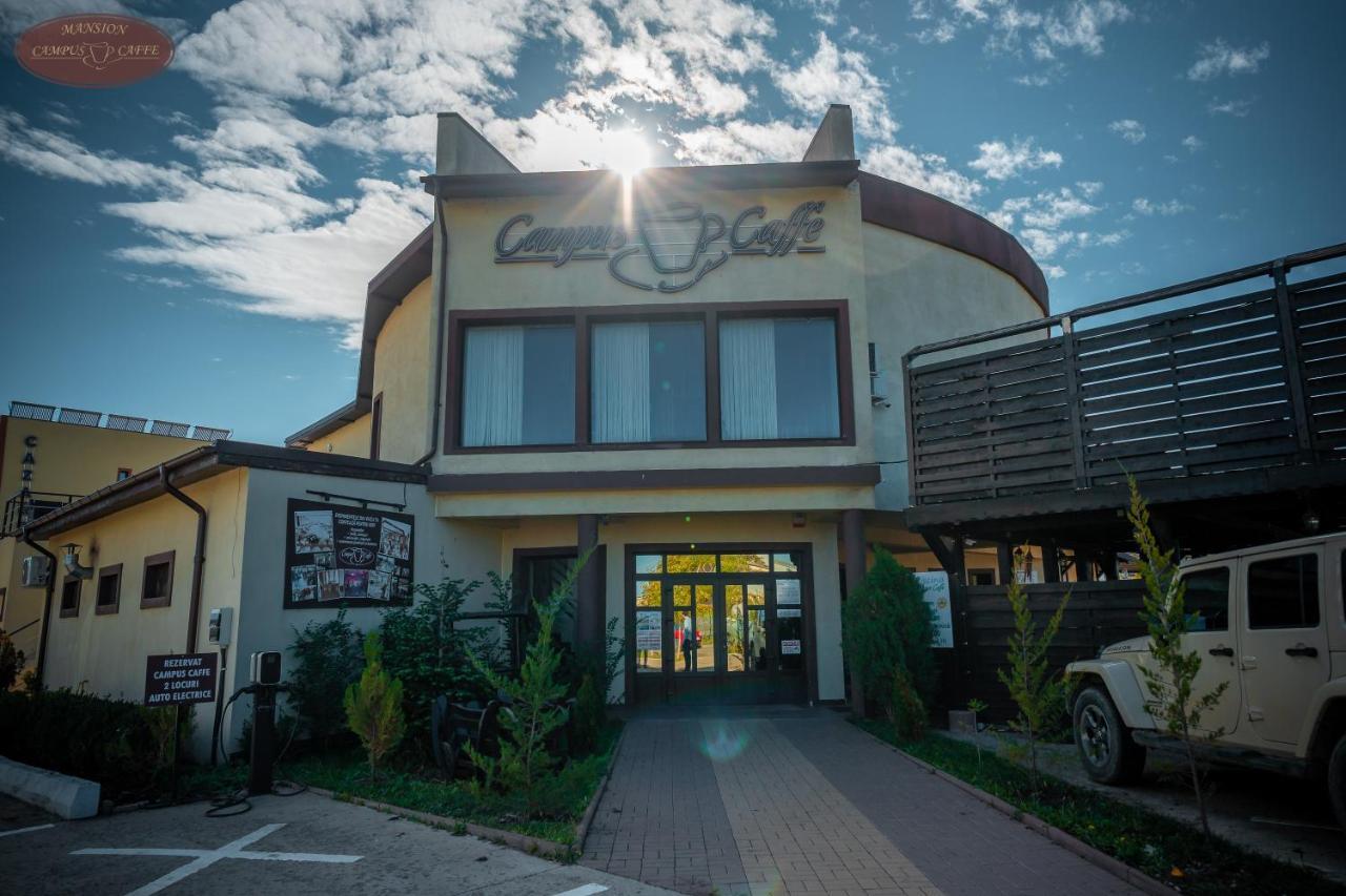 Campus Caffe Mansion Hotel Buzau Exterior photo